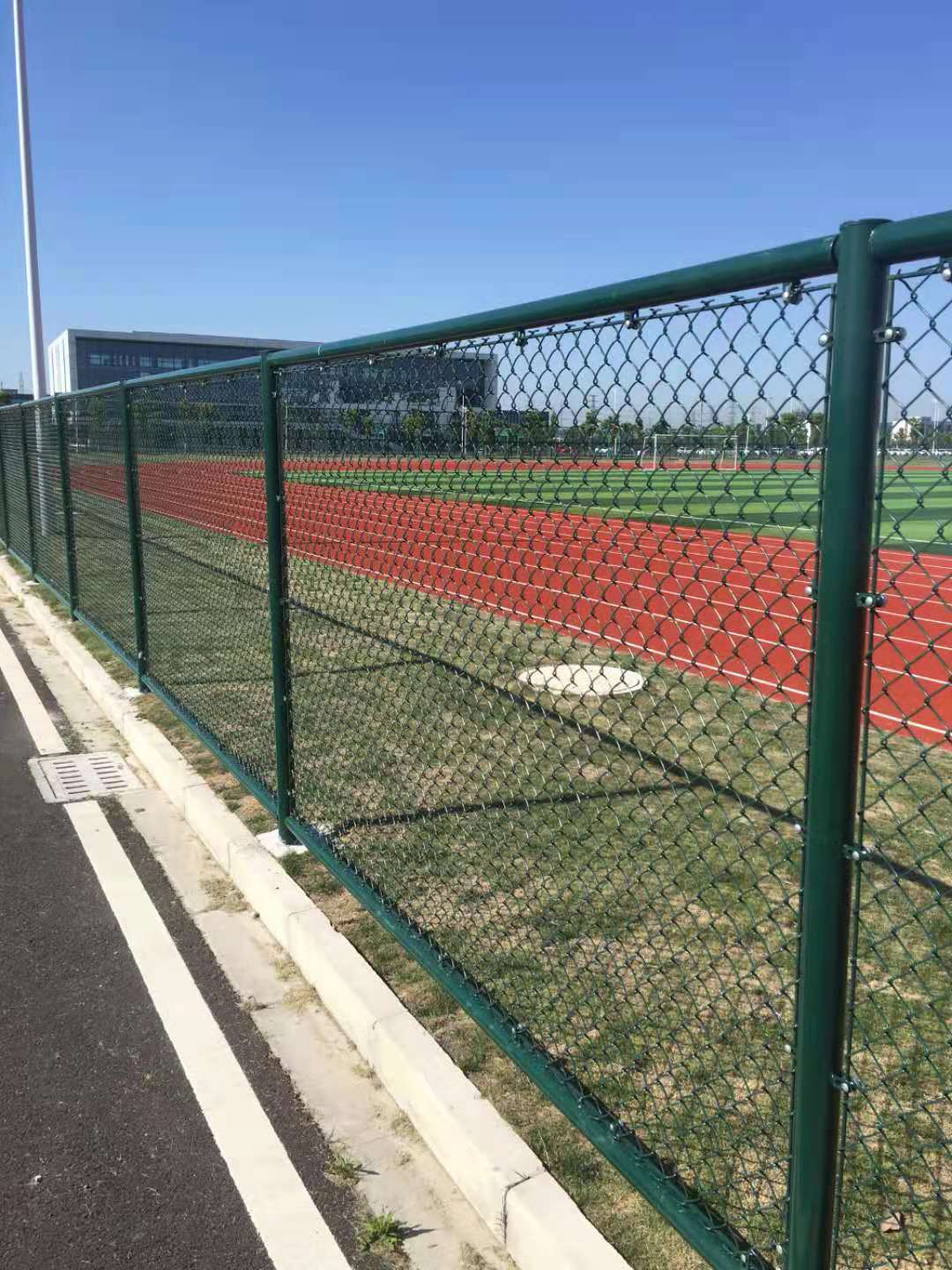 学校操场围栏网